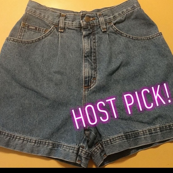 Vintage Pants - Vtg LEE High Waist Pleated Mom Shorts 10 Petite